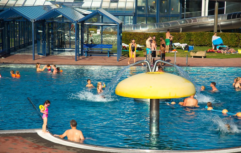 Außenbecken Kombibad 